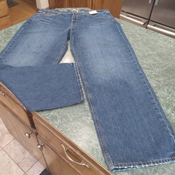 Universal Thread Women's 16 Mid-Rise Baggy 90s Straight Leg Button Fly Jean NWT - Picture 1 of 13